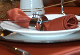 Новосибирец оставил в ресторане больше 20 тысяч рублей чаевых