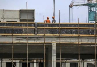 Бизнесмена подозревают в хищении 9,6 млн рублей при ремонте поликлиники