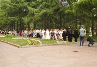 Семейное шествие объединило в Нарымском сквере свыше 1000 новосибирцев