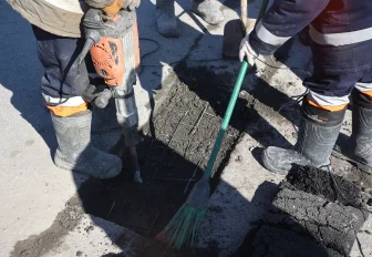 Активизировать весенний ремонт дорог поручил губернатор Травников