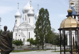 Скоро здесь будет тенистый сад: как выглядит сквер у храма на Учительской