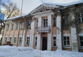 За 120 млн продали на аукционе бывший военкомат в центре Новосибирска