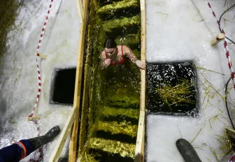 Мэр Кудрявцев попросил новосибирцев воздержаться от омовения в купелях