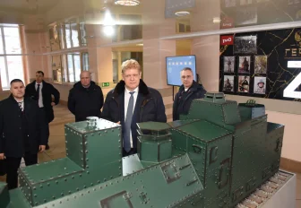 Ключевой железнодорожный узел Сибири посетил полпред Серышев