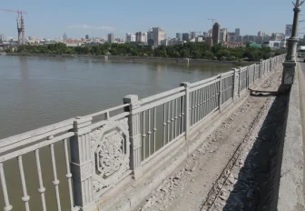 Историческое ограждение Октябрьского моста выставят в Инженерном саду