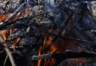 МЧС объявило экстренное предупреждение о высокой пожароопасности