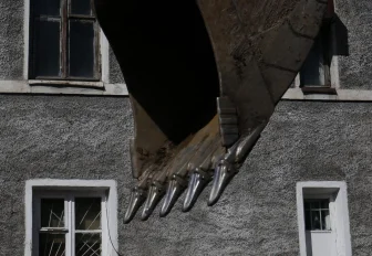 Закон о «последнем жильце» аварийного дома будут применять в Новосибирске