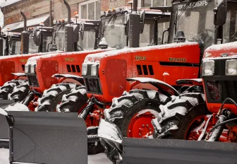 Мэр Кудрявцев: 1800 самосвалов снега вывезли с улиц Новосибирска за сутки