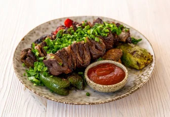 Как приготовить вкусный шашлык: рецепты от шеф-повара
