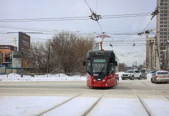Смертельные игры: новосибирцам напомнили, чем грозит зацепинг