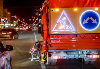 Разметку со стеклошариками за 30 млн нанесут возле школ в Новосибирске