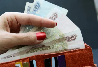 Больничные и восемь МРОТ: кому дадут единое пособие на детей в 2026 году