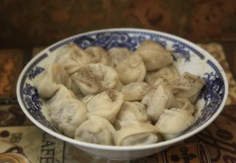 Стоит ли есть на ночь: за и против от новосибирского гастроэнтеролога