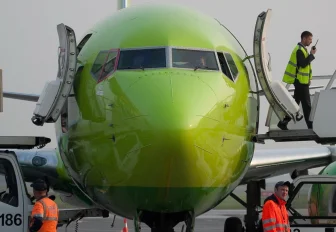 В аэропорту Толмачёво 27 августа задержали прибытие 10 рейсов S7