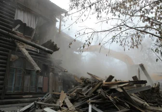 Сибирячка погасила долг в 600 тысяч ради выплат за аварийное жильё