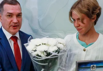 Легкоатлетка Ермакова рассказала мэру Кудрявцеву о победе в Казани