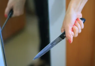 Подростковую жестокость объяснила психолог из Новосибирска