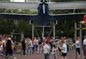 Рядом с новым сквером на Авиастроителей построят три жилых высотки