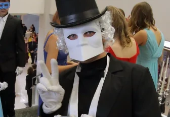 Манипулируй мной, если сможешь: как распознать нарцисса