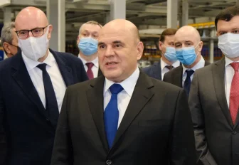 Мишустин осмотрел логистический центр «Почты России» в Новосибирске