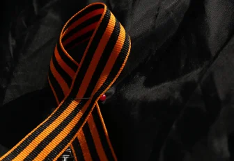 С особым уважением: 100-летнего фронтовика навестил мэр Новосибирска