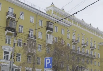 Реконструкцию дома 1940-х годов заканчивают на улице Советской