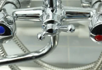 Мэр Кудрявцев: подачу воды восстановили после ремонта на правом берегу