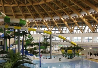 Новосибирский аквапарк начал возвращать деньги за билеты