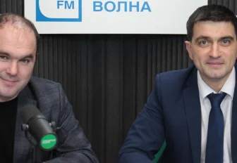 Вечерний разговор: патриотичная стела, стервятники и наказы депутатам