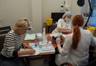 «Сдал анализы — вернулся к работе»: в зоопарке устроили диспансеризацию
