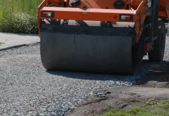 На дороге в Зюзю под Новосибирском впервые появится асфальт