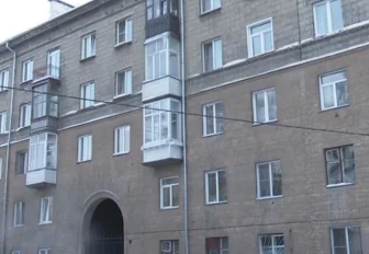 Перекрывающую сталинский ампир рекламу уберут с проспекта Дзержинского