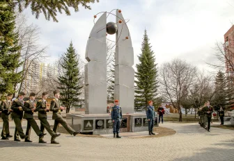 На ремонт монумента в сквере Покорителей атома заложили почти 2,5 млн