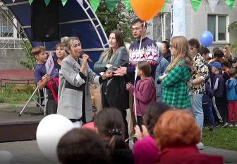 «У нас такие традиции»: День соседей весело отметили на Ипподромской