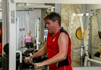 Как вернуться к занятиям спортом после Нового года: ответ фитнес-тренера