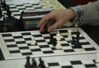 Первокурсник новосибирского вуза стал международным гроссмейстером