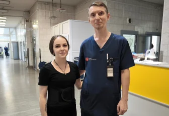 Упавшую с четвёртого этажа пациентку прооперировали в НИИТО (18+)