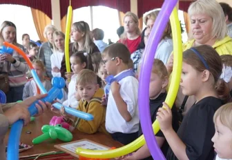 Праздник «Родник Победы» объединил особенных детей в Новосибирске