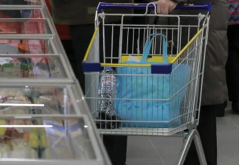 Минимальный набор продуктов обойдётся новосибирцу в 7332 рубля