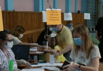 Итоги года: поправки в конституцию и голосование во дворах