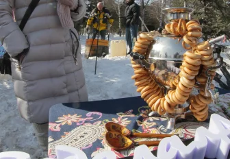 Афиша выходных: салют на набережной, Масленица и фильмы из архива