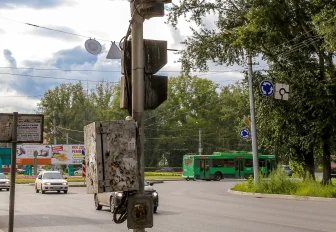 Когда уберут кольцевое движение на площади Кирова — отвечает глава района