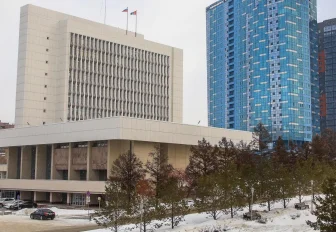 Бюджет с дефицитом в 45 млрд рублей приняли в Новосибирской области