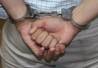 Плачущего дебошира задержали в магазине Новосибирска