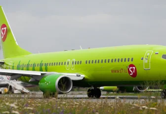 В летящем из Новосибирска в Москву самолёте возникла неисправность