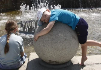 Если вы пропустили: лучшая столовая, собачка-герой и жара в Новосибирске