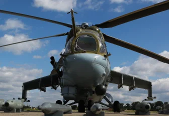 Контракт на службу в зоне СВО заключают за один день в Новосибирске