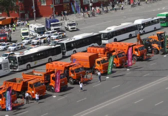 Мэр Кудрявцев о параде спецтехники на Красном: «Впечатляющее зрелище»