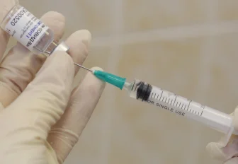 Коротко: мэр Локоть о прививке от коронавируса