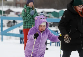 Лыжные трассы с прокатом открыли в парках «Арена» и «У моря Обского»